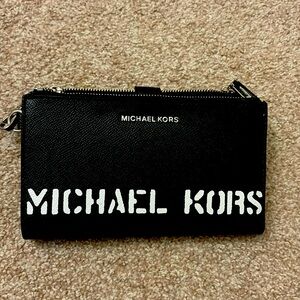 Michael Kors Wristlet